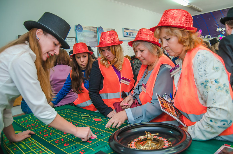 Отметить День строителя в Novosibirsk с Квесторией